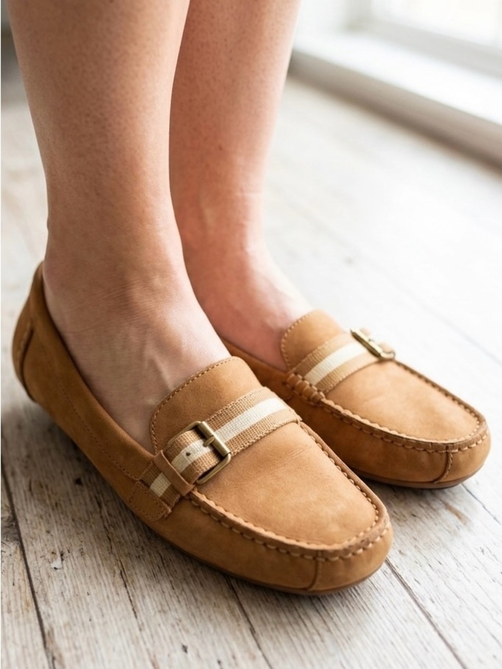 Vintage Isaac Mizrahi Dani Tan Leather Loafers Y2K Moccasins Driving Shoes Sz 9